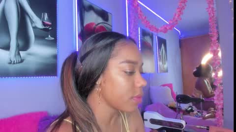 Snapshot of kathemoss chatting on 09.29.25 Kathe online show from 09.29.25