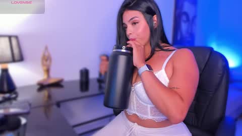 KATHERIN MONS online show from 02.10.25