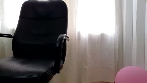 Snapshot of katherinepeti chatting on 02.06.26 KT new account online show from 02.06.26