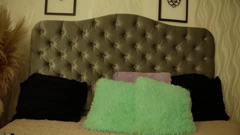 kathh_latorre online show from 03.18.26