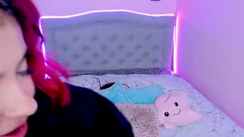 Snapshot of kathia_saenz chatting on 01.25.25 Kathia online show from 01.25.25