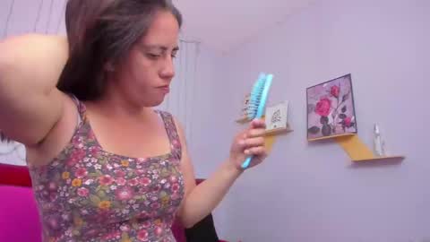 Paola online show from 02.20.25