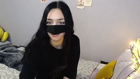 Snapshot of kathrineberry chatting on 02.05.25 KathrineBerry online show from 02.05.25
