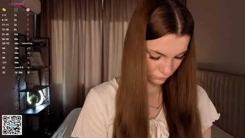 Lola online show from 04.12.26