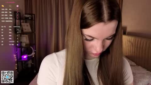 Lola online show from 04.27.26