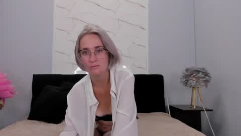 Snapshot of kathrynmoss chatting on 07.27.26 Kathryn online show from 07.27.26