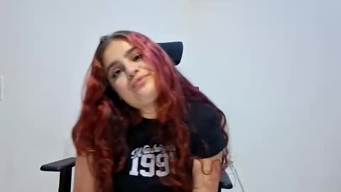 Snapshot of kathy_love3 chatting on 04.06.26 Kathy online show from 04.06.26