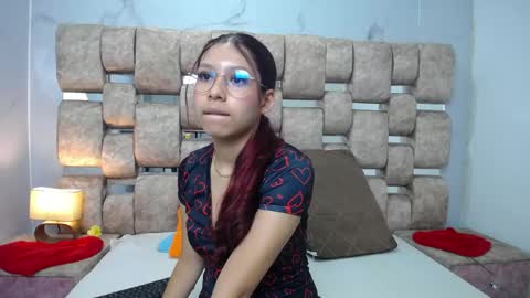 Kaht y Aiden online show from 04.23.26