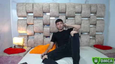 Kaht y Aiden online show from 06.04.26