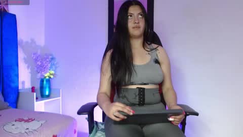 Snapshot of katia_dior chatting on 03.26.26 katia_dior online show from 03.26.26