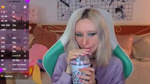 Snapshot of katia_kim chatting on 02.15.26 Katia online show from 02.15.26