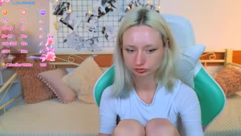 Snapshot of katia_kim chatting on 03.27.26 Katia online show from 03.27.26