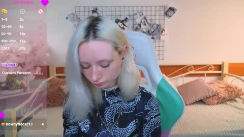 Snapshot of katia_kim chatting on 04.08.26 Katia online show from 04.08.26