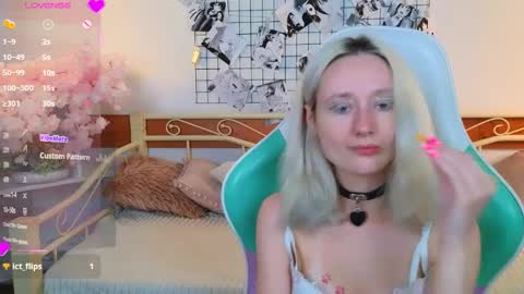 Snapshot of katia_kim chatting on 04.09.26 Katia online show from 04.09.26