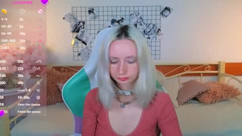 Snapshot of katia_kim chatting on 04.10.26 Katia online show from 04.10.26