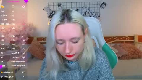 Snapshot of katia_kim chatting on 04.11.26 Katia online show from 04.11.26