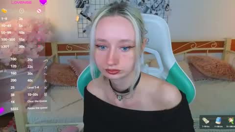 Snapshot of katia_kim chatting on 04.13.26 Katia online show from 04.13.26