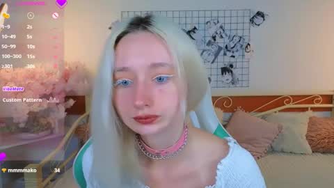 Snapshot of katia_kim chatting on 04.14.26 Katia online show from 04.14.26