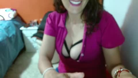 Snapshot of katia_love69 chatting on 02.23.25 Katia Love69 online show from 02.23.25