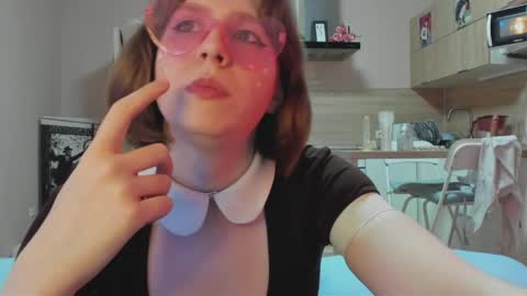 Snapshot of katia_npzd chatting on 05.04.26 KatieNPZD online show from 05.04.26