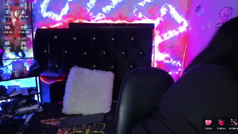 SHARON  KATIEE online show from 12.04.24