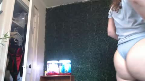 Snapshot of katieericson13 chatting on 12.29.24 Kate online show from 12.29.24