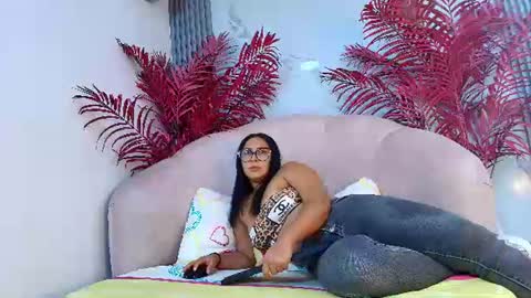 Snapshot of katiiavega chatting on 07.21.26 online show from 07.21.26