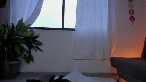 Snapshot of katiusky chatting on 05.29.26 Kati online show from 05.29.26