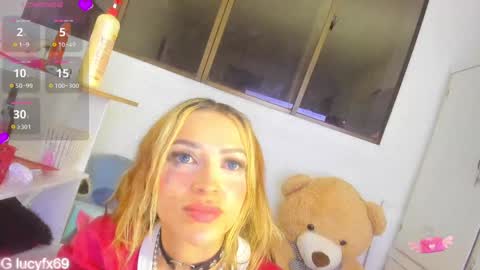 Snapshot of katlucy69 chatting on 02.01.25 lucyfx69   INSTAGRAM online show from 02.01.25