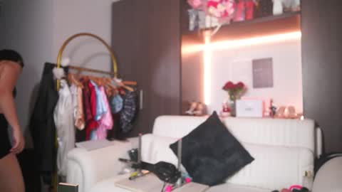 K A T L Y N  online show from 03.19.26