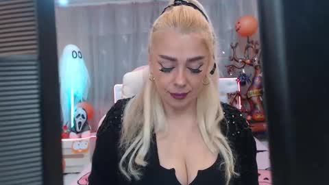 katrinacharm online show from 11.06.25