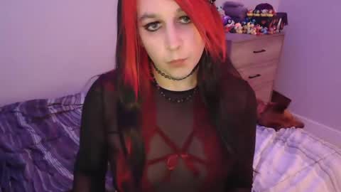 Snapshot of katrinapricecd chatting on 11.02.25 Katrina Price online show from 11.02.25