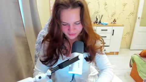 Snapshot of katrinasoul chatting on 10.20.25 Katty online show from 10.20.25