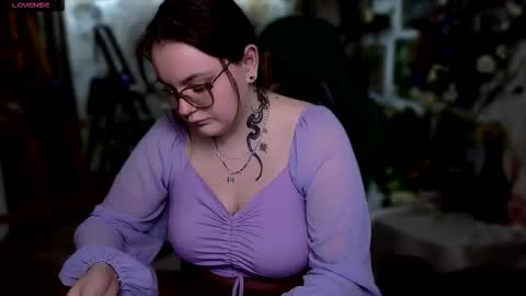 Snapshot of katrinclub chatting on 09.10.25 Katrin online show from 09.10.25