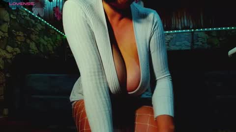 KatrineDenev online show from 11.29.25