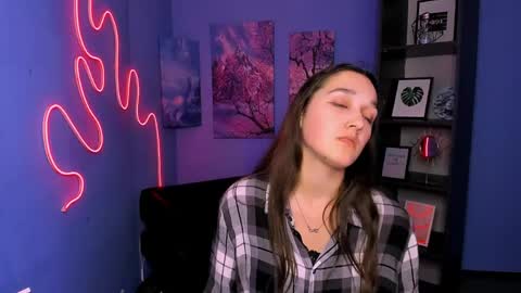 Snapshot of katrinxxxx chatting on 05.26.26 Katrin online show from 05.26.26