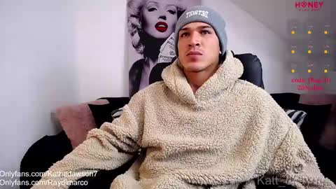 Snapshot of katt_diray chatting on 01.04.25 katha Ray Independient Model online show from 01.04.25