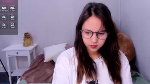 Snapshot of kattarrine_xo chatting on 02.14.25 Kate online show from 02.14.25