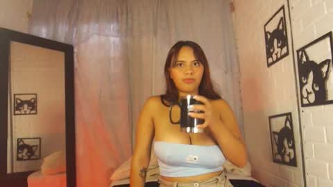 Snapshot of kattia_23 chatting on 03.06.25 kattia online show from 03.06.25