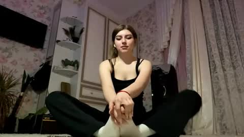 Molly online show from 05.16.26