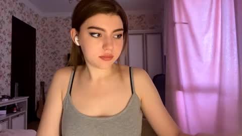 Molly online show from 07.08.26