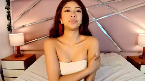 Snapshot of kattravens chatting on 11.25.25 katt online show from 11.25.25