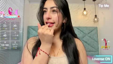 Snapshot of katty_love01 chatting on 10.13.25 katty_love01 online show from 10.13.25