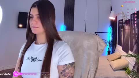 Snapshot of kattycate chatting on 11.21.25 Katty online show from 11.21.25