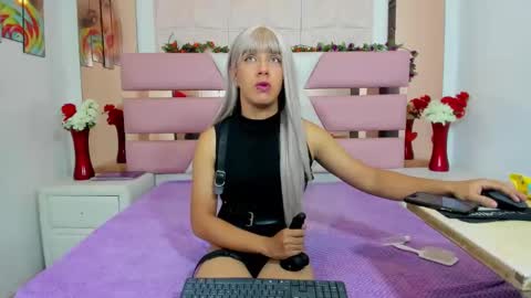 KattyJener online show from 04.06.26