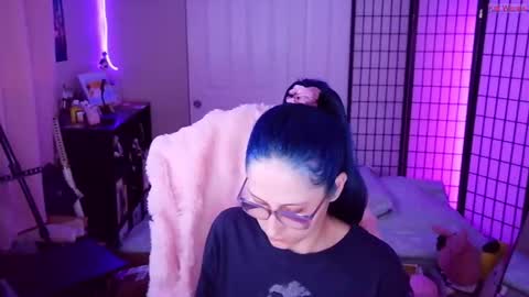 Kat Woods online show from 07.07.26