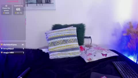 Snapshot of katy_giil chatting on 10.31.25 Katy online show from 10.31.25