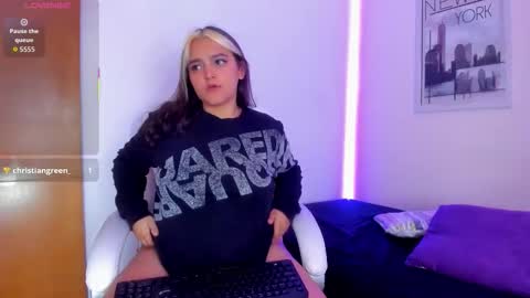 Snapshot of katy_giil chatting on 11.20.25 Katy online show from 11.20.25