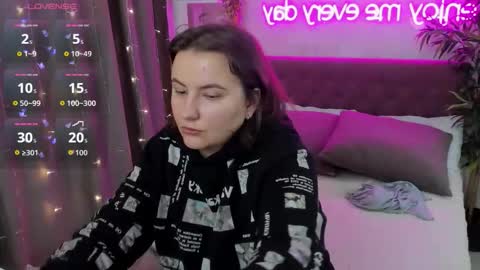 Kate online show from 10.05.25