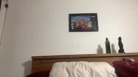 Snapshot of katyjuggs chatting on 10.05.25 Katy Juggs online show from 10.05.25